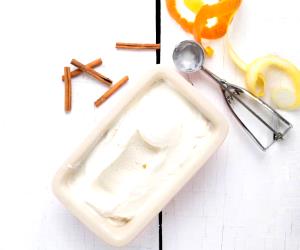 Quantas calorias em 100 G Gelado De Leite Merengado?